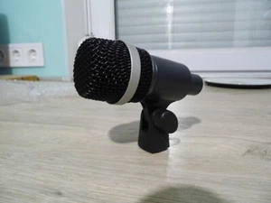 AKG D40 DYNAMICS INSTRUMENT MICROPHONE - Picture 1 of 8