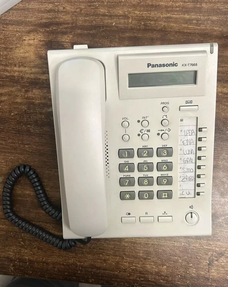 TELEFONO PANASONIC KX-T7668SP  Bianco cod NVM37 - Immagine 1 di 1