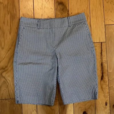 Ann Taylor Kate Fit Shorts Size 2 Blue & White $59 Cotton Stretch Bermuda - Image 1 of 4