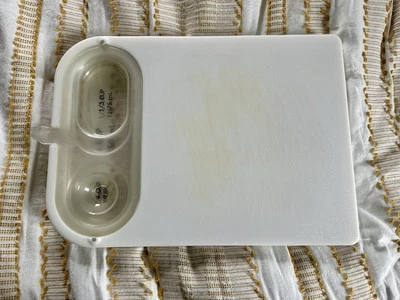 Pampered Chef Cut & Measure Cutting Board 1028 w/ 3 Measuring Cup Insert Retired - Image 1 of 4