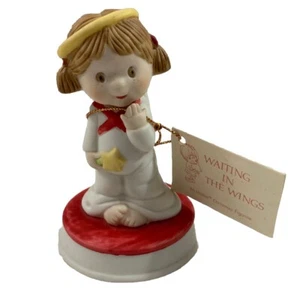Child Girl Angel "WAITING IN THE WINGS" w/tag 1981 ceramic Urchin Christmas - Picture 1 of 4