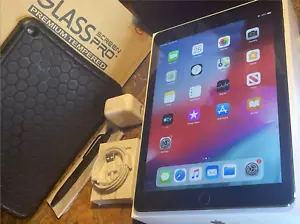 Apple iPad Air 1st gen. (16gb) Wi-Fi (A1474) 9.7in/ black {iOS12}88% JAILBREAK - Picture 1 of 12