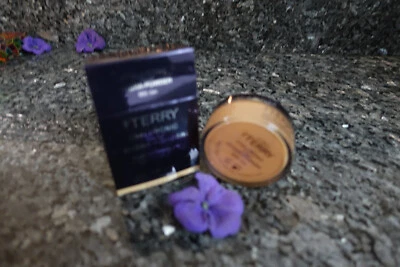 By Terry hyaluronic tinted hydra powder new in box select yours - Image 1 of 2