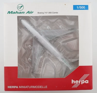 Herpa Mahan Air Boeing 747-300 Combi Model - 1:500 - 524285 - Mold - Image 1 of 4