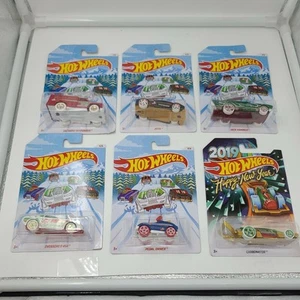 HOT WHEELS 2018 HOLIDAY HOT RODS SET 6 CAR HAPPY NEW YEAR 2019 Walmart Exclusive - Picture 1 of 8
