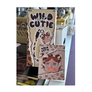 Charm téléphone Pop MART Crybaby sauvage mais mignonne vanille cutie - Photo 1 sur 4