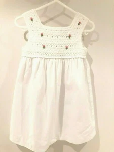 Neck & Neck - Baby Mädchen Häkelkleid - Größe: 18m - weiß - britischer Klassiker - Bild 1 von 3