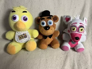 Peluche Freddy Fazbear Foxy Sister Chica 2017 FNAF Funko peluche 17 - Imagen 1 de 15