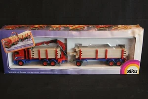 Siku DAF 95 Space Cab Truck with Trailer and Car Port 1:55 #3812 (J&KvW) - Foto 1 di 9