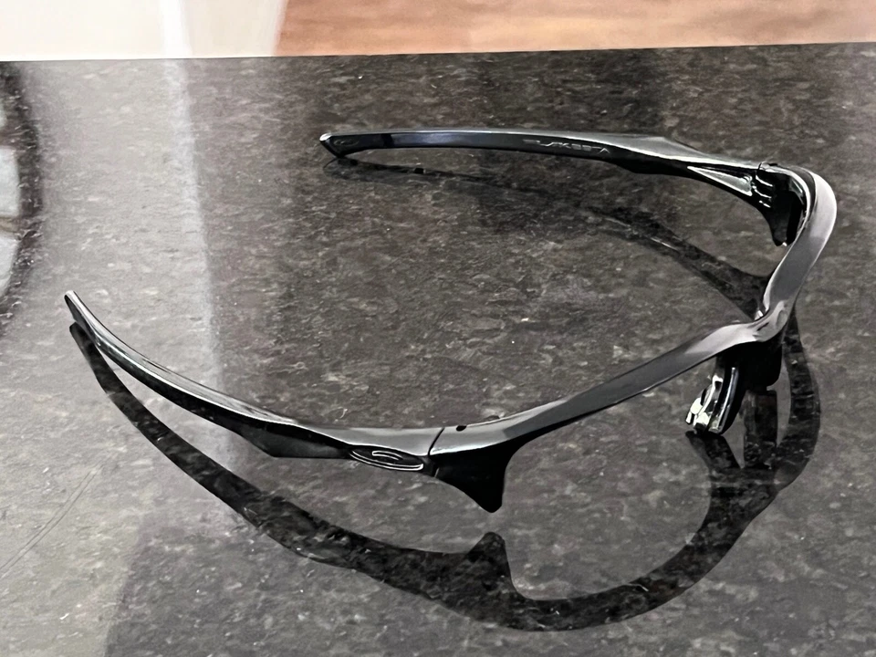 NUEVO Oakley FLAK BETA brazos, piernas, tallos y marcos centrales elige tu color Foto 1 de 1