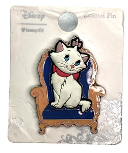 Disney Aristocats Marie Chair 1.75" Enamel Pin On Card Collector 3D Loungefly - Picture 1 of 2