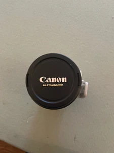 Canon Ultrasonic Zoon Lens 70-200mm - Picture 1 of 4