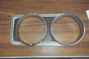 1969 DODGE NEWPORT PASSENGER SIDE HEADLIGHT BISEL ORIGINAL 1 AÑO SOLO RARE RH - Imagen 1 de 1
