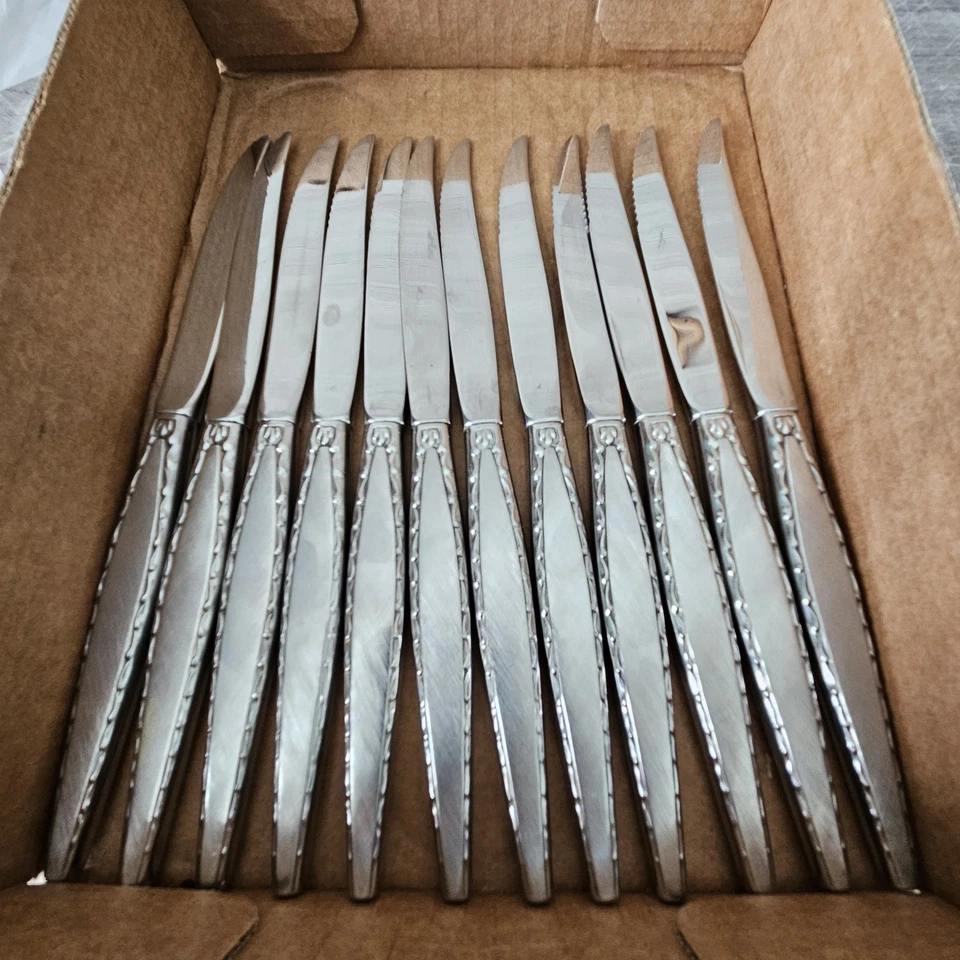 Oneida Venetia Conjunto de 12 Facas de Bife Comunidade Talheres de Aço Inoxidável Vintage MCM - Imagem 1 de 4