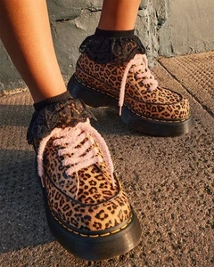 Doc Dr. Martens BUZZ 5i Leopard Print Shoes Sneakers Size Women's US 7 RARE - Picture 1 of 7