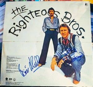Copertina album firmata The RIGHTEOUS BROTHERS - BILL MEDLEY & BOBBY HATFIELD con certificato di autenticità - Foto 1 di 8