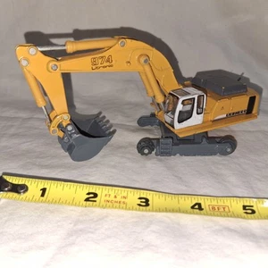 Siku 1:87 Liebherr 974 Excavator Siku 1874 Die-cast no tracks Repair Parts - Picture 1 of 4