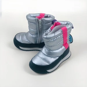 Botas hinchadas acolchadas Wonder Nation para niña pequeña TALLA 6 invierno nieve -5F plateadas - Imagen 1 de 12