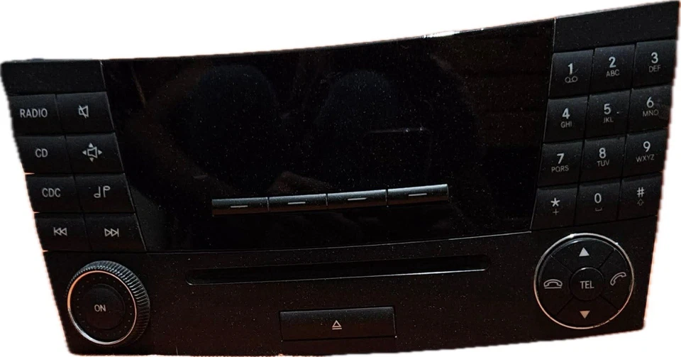 Mercedes-Benz E-Klasse W211 Autoradio Radio Audio 20 A2118209889 TOP ZUSTAND - Bild 1 von 2