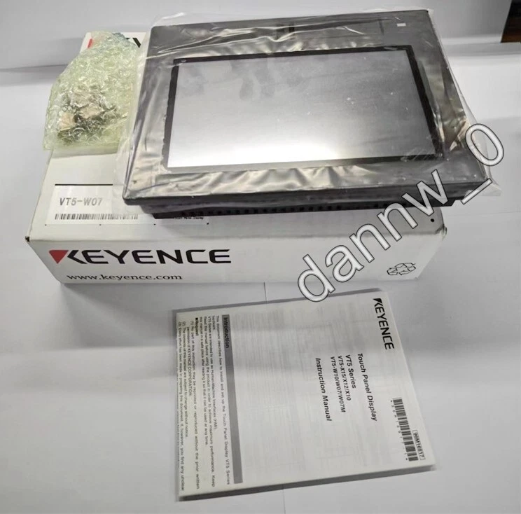 New in box Keyence touch screen VT5-W07 Operation Panel - Image 1 of 4