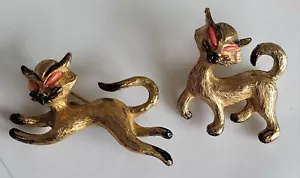 VINTAGE Set Of 2 Playful Siamese CAT Pins Kittens Brooches Pin - Picture 1 of 5
