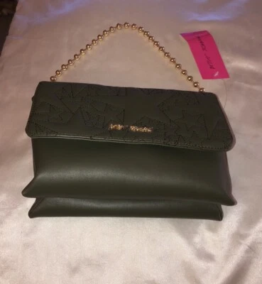 Bandolera o bolso de hombro Betsey Johnson acolchado estrella imitación cuero verde nuevo con etiquetas Foto 1 de 4