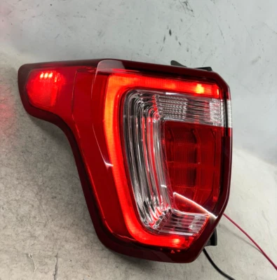 Conjunto de luces traseras Ford Explorer 2016-2019 OEM lado del conductor izquierdo FB53 138505 AK Foto 1 de 4