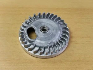 NEU Polrad Schwungrad Lüfterrad für Piaggio Vespa Ciao Bravo Si Boxer Zündung - Bild 1 von 2