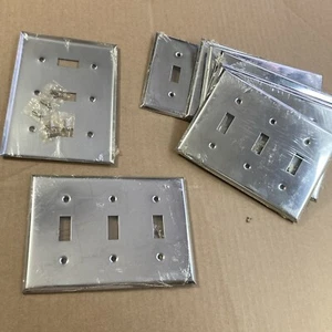 9 - 3 Gang Triple Toggle Switch Plate In Polished Chrome NEW NOS - Picture 1 of 4