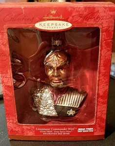 Hallmark STAR TREK "Lieutenant Commander Worf" Glass Keepsake Ornament 2000 - Picture 1 of 4