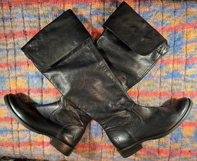 Botas de couro preto Frye "Shirley" com zíper sobre o joelho OTK salto baixo 77739 - Imagem 1 de 4