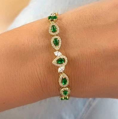 Pulsera de circonita cúbica ajustable esmeralda chapada en oro de 14K - Impermeable delicada joyería regalo Foto 1 de 4