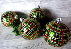 4 Christbaumkugeln--grün/gold/rot Glitter glänzend--ca. 8 cm--Baumschmuck - Bild 1 von 3