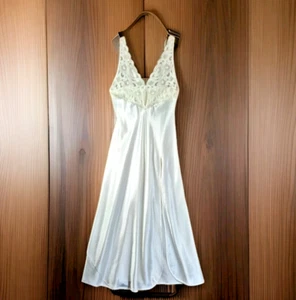 Victoria's Secret Damenkleid Größe Small elfenbeinfarben Satin Spitze Gold Label lang Vintage - Bild 1 von 14