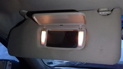 Driver Sun Visor With Illumination US Built Fits 03-07 ACCORD 327256 Foto 1 de 4
