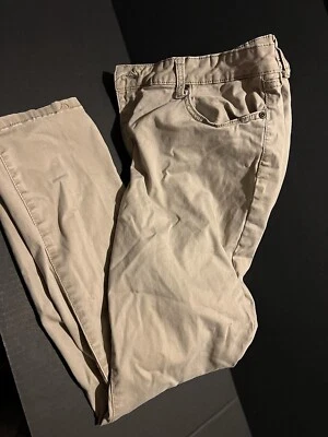 Sonoma Khaki Pants - Womens Size 16 S Skinny - Beige - Cotton Blend (1291) - Image 1 of 2