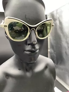 Vintage Protex NOS 1940’s 1950’s Lucite Cats Eye Sunglasses 2” T x 5 1/4”L - Picture 1 of 18