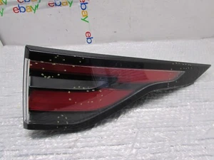 2017-2020 LAND ROVER DISCOVERY HSE REAR OUTER RIGHT SIDE LED TAIL LIGHT OEM - Picture 1 of 18