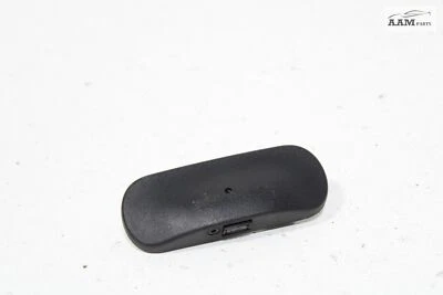 2012-2018 AUDI A7 QUATTRO FRONT LEFT DRIVER SIDE WINDSHIELD WASHER NOZZLE OEM - Image 1 of 4