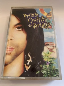 Prince - Graffiti Bridge - Cassette Tape - Rare - 1990 - WX361C - Picture 1 of 7