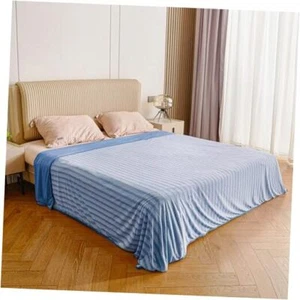 Cooling Blanket for Hot Sleepers, Summer Bed Blanket for Warm 90 x 90" Blue - Picture 1 of 8