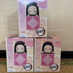 Demon Slayer Nezuko Figuren zum Aufsetzen auf die Box komplett 3 Stück Kostenloser Versand - Bild 1 von 1