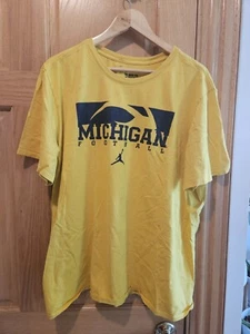 Nike Jordan Michigan Wolverines Football T-Shirt Mens XXL Yellow 2016 Season - Picture 1 of 3