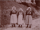 France, Saint-Colomban des Villards, femmes en costumes Vintage print, tirage d&