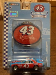 2009 Richard Petty Heritage Collection #43 STP 1976 Dodge Charger NASCAR diecast - Picture 1 of 4