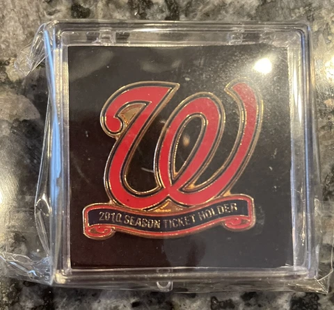 2010 WASHINGTON NATIONALS Season Ticket Holder PIN Cover