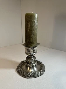 Vintage Acanthus Leaf Silver Plate Candle Holder With Green Pillar Candle - Picture 1 of 4