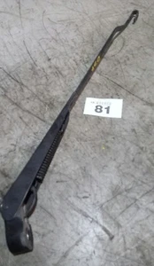 Navara D22 97-2004 2.5 Diesel Offside Driver Front Windscreen Wiper Arm #81 - Picture 1 of 1