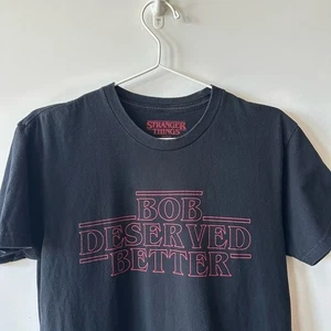 Stranger Things Bob Deserved Better camicia nera manica corta taglia small - Foto 1 di 5