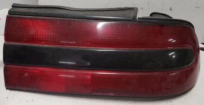 Luz trasera derecha con coletas Mitsubishi Eclipse 1992-1984, fabricante de equipos originales Foto 1 de 4